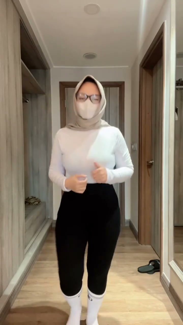 Frame 9