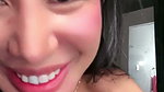 This slut are horny, look her pussy tight and wet