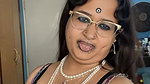 HORNY DESI MILF SHOWING NUDE BODY & FINGERING FULL COLLECTION 38 CLIPS 225