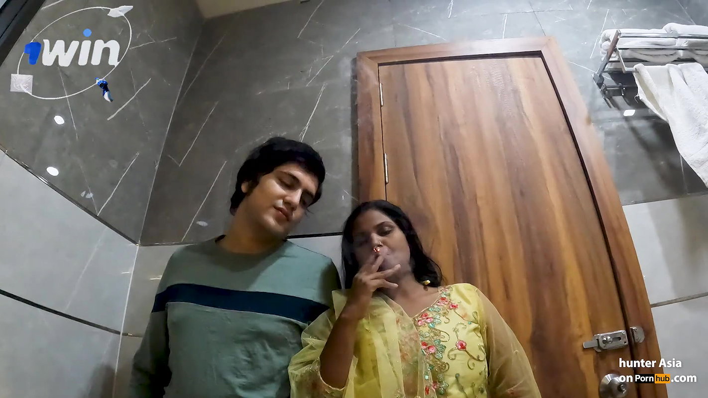 Falling in love with bhabhi ji – Smoking Love