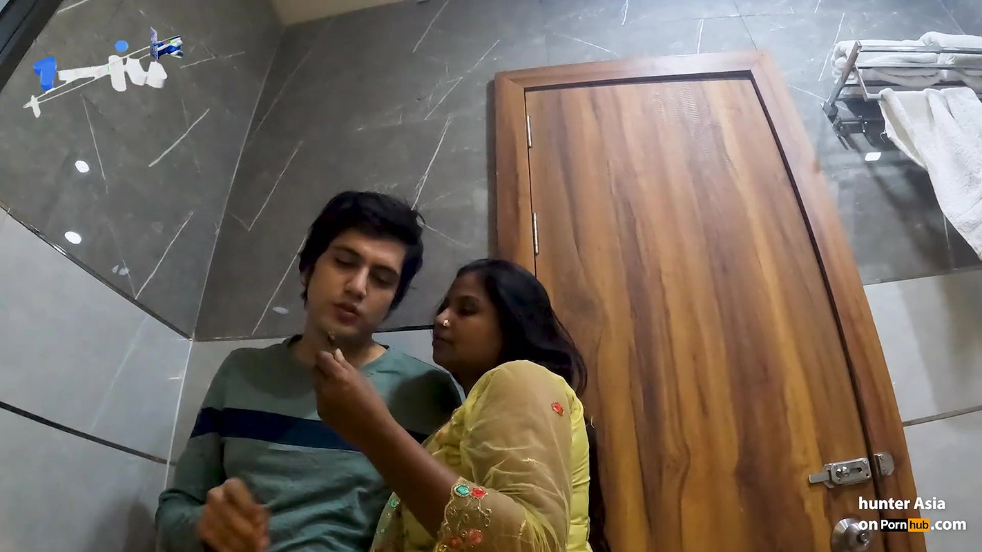 Falling in love with bhabhi ji – Smoking Love