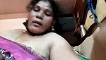 South Indian Tamil Aunty Show Her  Big Boobs