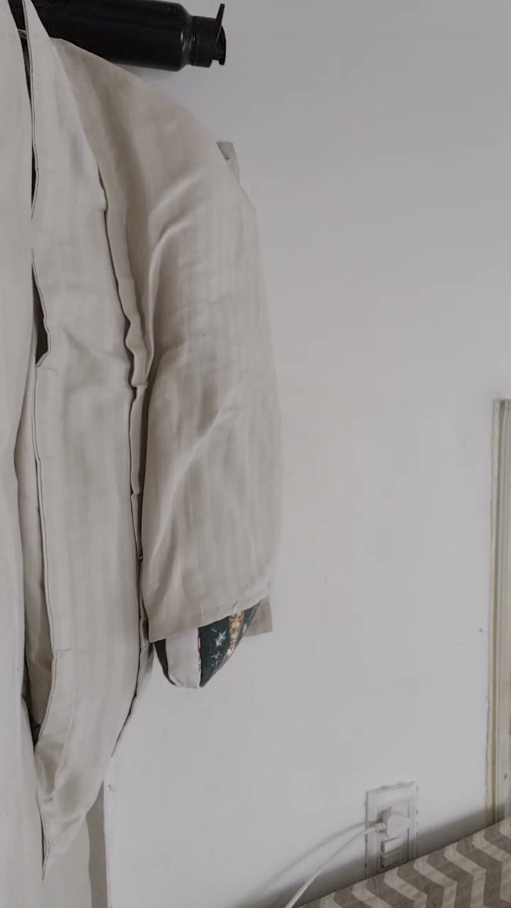 Frame 8