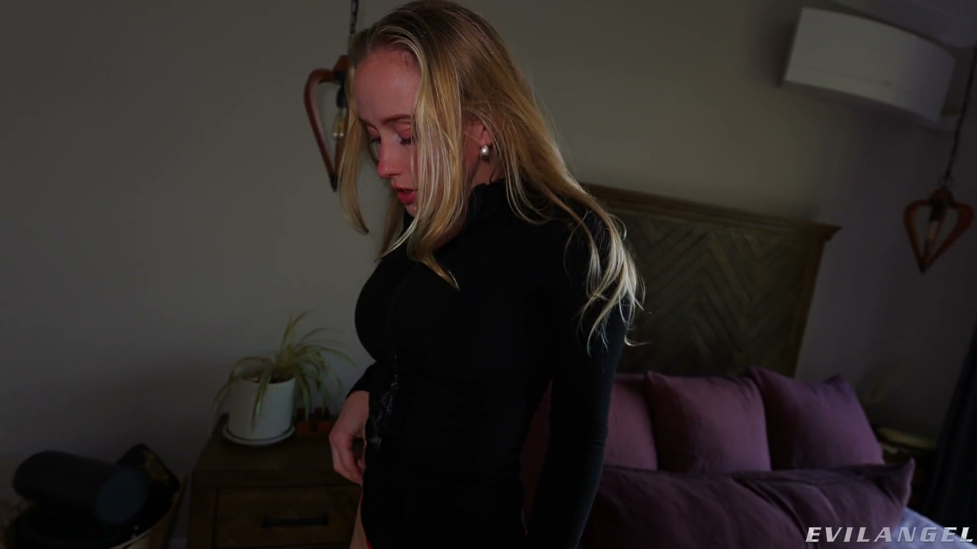 Frame 9