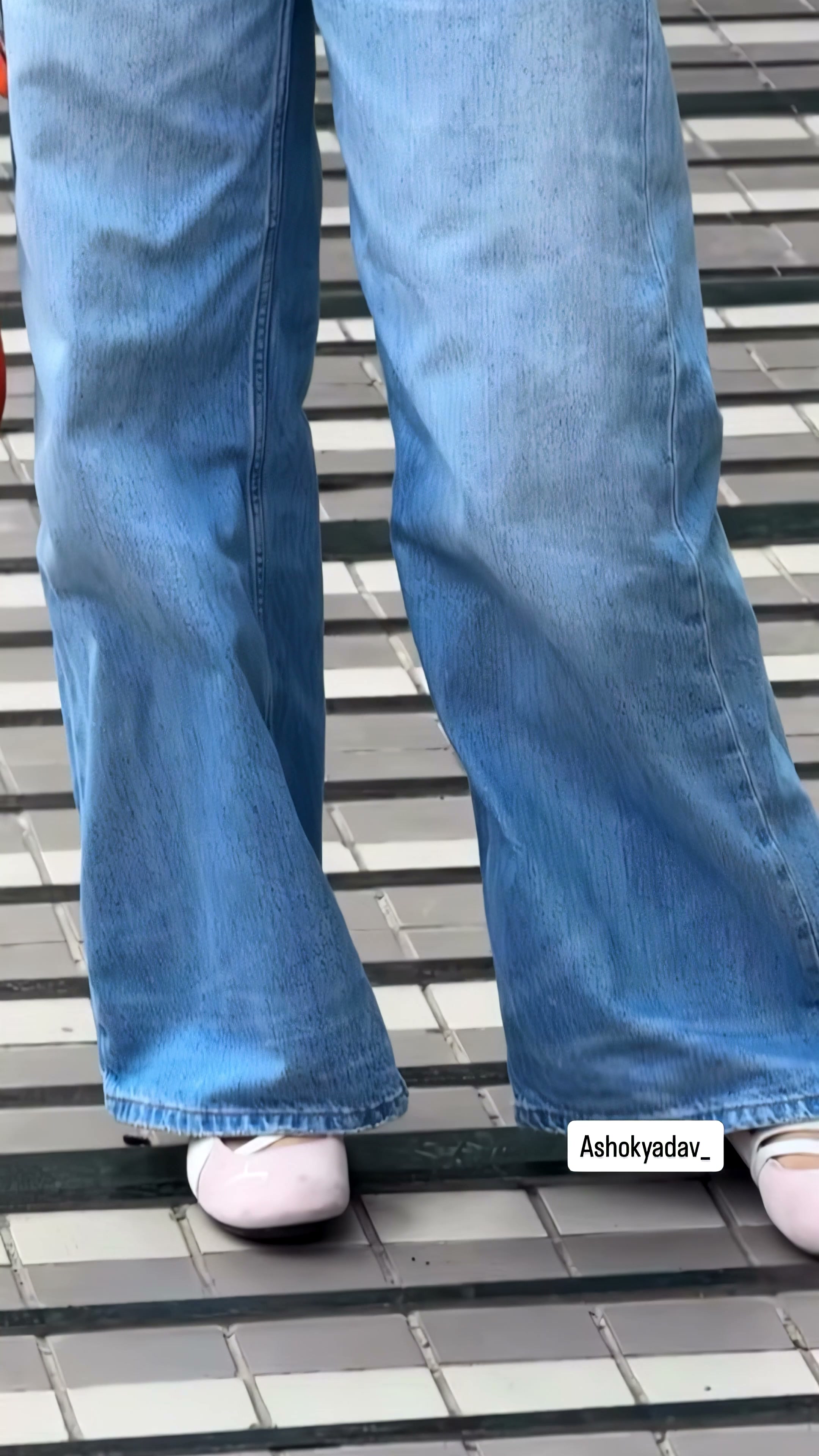 Frame 6