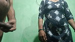 Indian desi village bhabhi ne padosi devar se chhat per gand marwaya