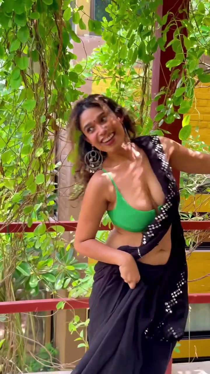 Frame 9
