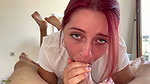 Amelia Ball Student gibt sabbernden Blowjob