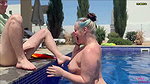 AnjaAmelia Poolbereich Blowjob Haben die Nachbarn uns gesehen