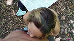 HoneyCoxx Beim ersten Tinder Date direkt im Wald gefickt und gefilmt