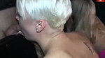 MIA BITCH Mit meinen Freundinnen im GloryHole