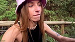 bunny rabbits Wildlife Park und eine eine tiefe Kehle