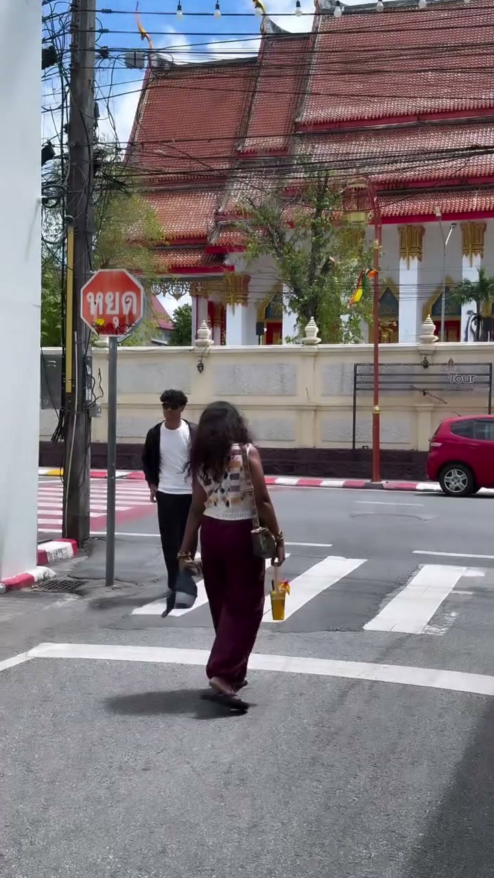Frame 4