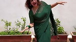 hot marathi lady sexy navel in green saree 1