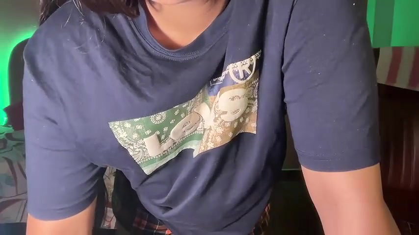 Stripchat-Public.Show-f-Funky_faira-2024.07.02.182037