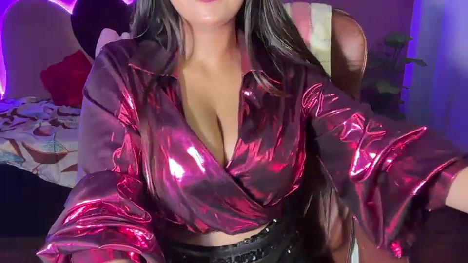 Stripchat-Public.Show-f-Funky_faira-2024.07.04.164456
