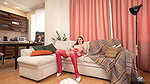 Nina Vixen – Sexy Red Leg