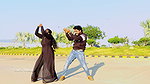 Kusuma hot saree song – Hand slide into saree over midriff, Dusky body 2