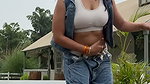 chubby desi lady in white crop top sexy navel 1