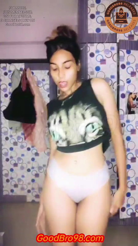 Sexy Lil Gangsta Twerking her Ass on Tango