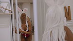 Chayenne Johnson – Geil konijntje Chayenne wil dikke wortel