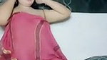 Tante mlenuk jilbob merah