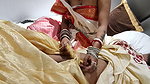 Akele me dekh kar Bhabhi ji jabbar ko dasti room me pel diya