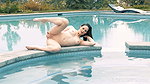 Jenna J Ross – Beauty pleasures herself in the pool