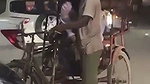 DrunkGirlGivesBlowjobtoRickshawwalainPublicRecordedbyGuysinCarTeriBehenkiChudRaand