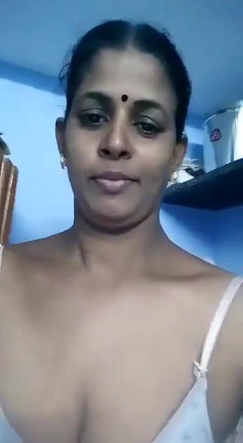Mature Beautiful bhabhi