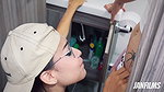 DO YOU WANT ME TO HELP YOU The plumber made insinuates herself on me and ended up sucking my cliptoris