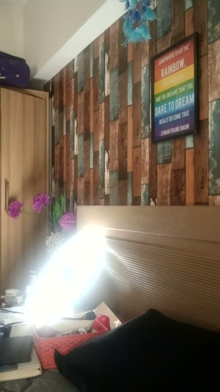 Frame 8