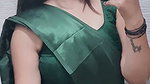 sexy desi lady open deep navel in green saree (2) 2