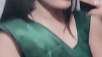 sexy desi lady open deep navel in green saree (2) 2