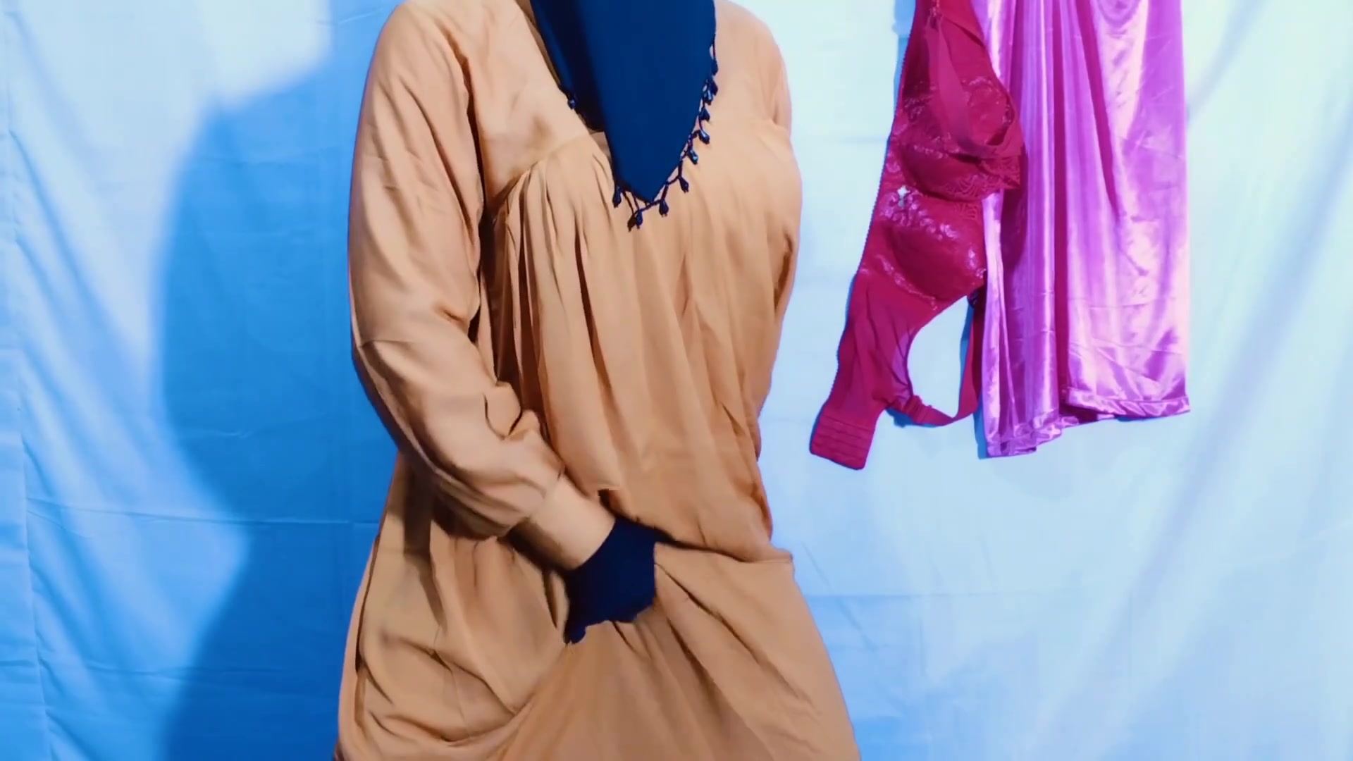 Frame 9