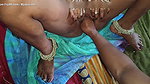 Devar ne padosi bhabhi ke chut me tel laga ke pura hanth ghussa diya.chudakr aunty ne chut me hanth dalwa ke chut se maal giraya