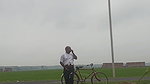 Yangzi apni chut ka ched dikhati hai uska naraj pati jangal me mutthi marta hai