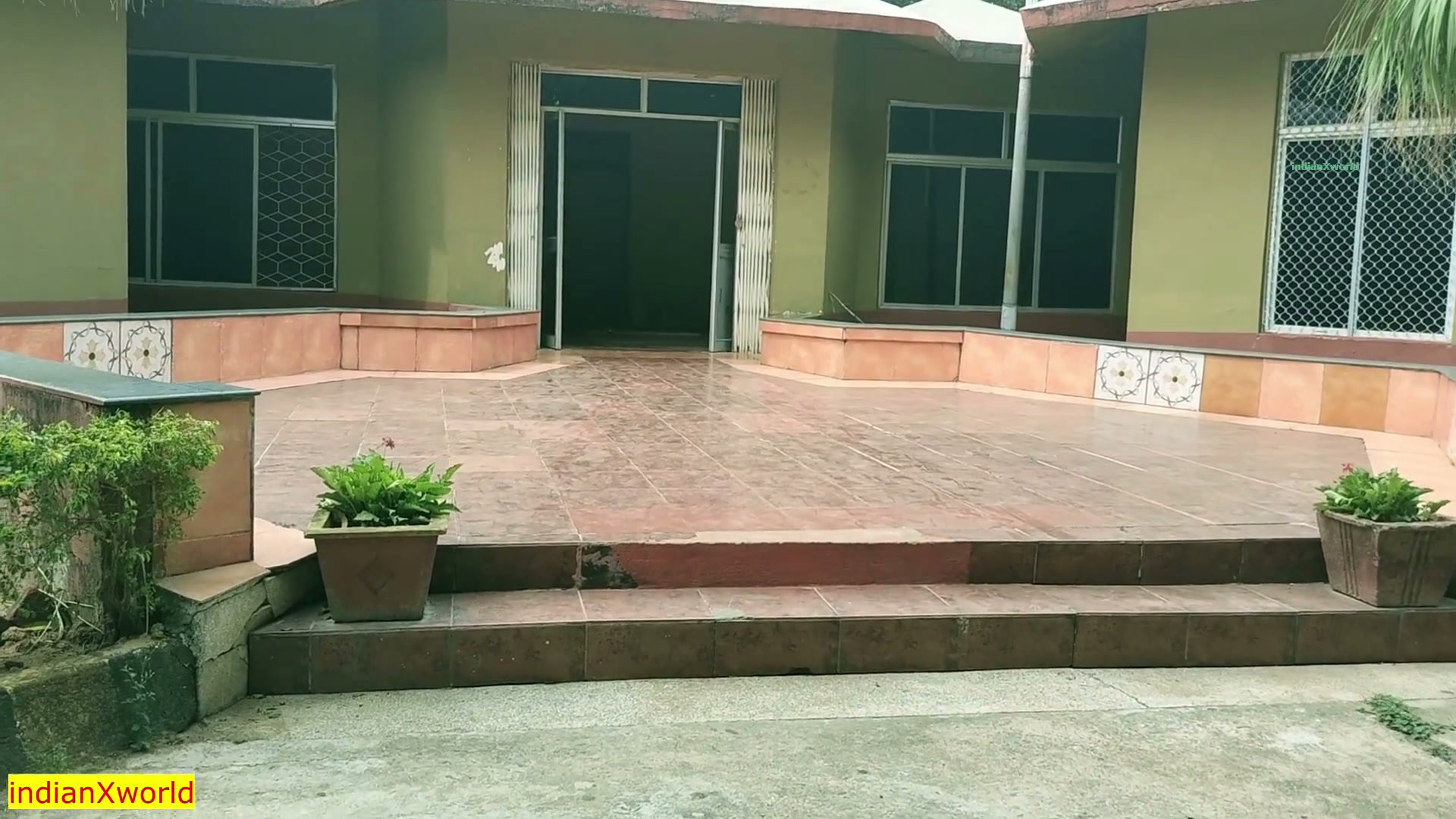 Frame 4