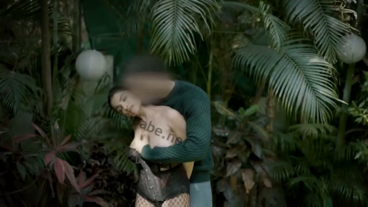 Frame 9