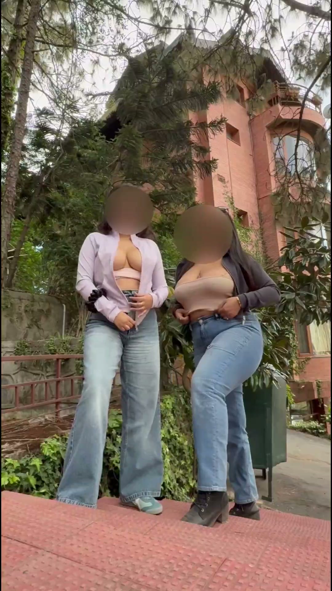 Frame 4