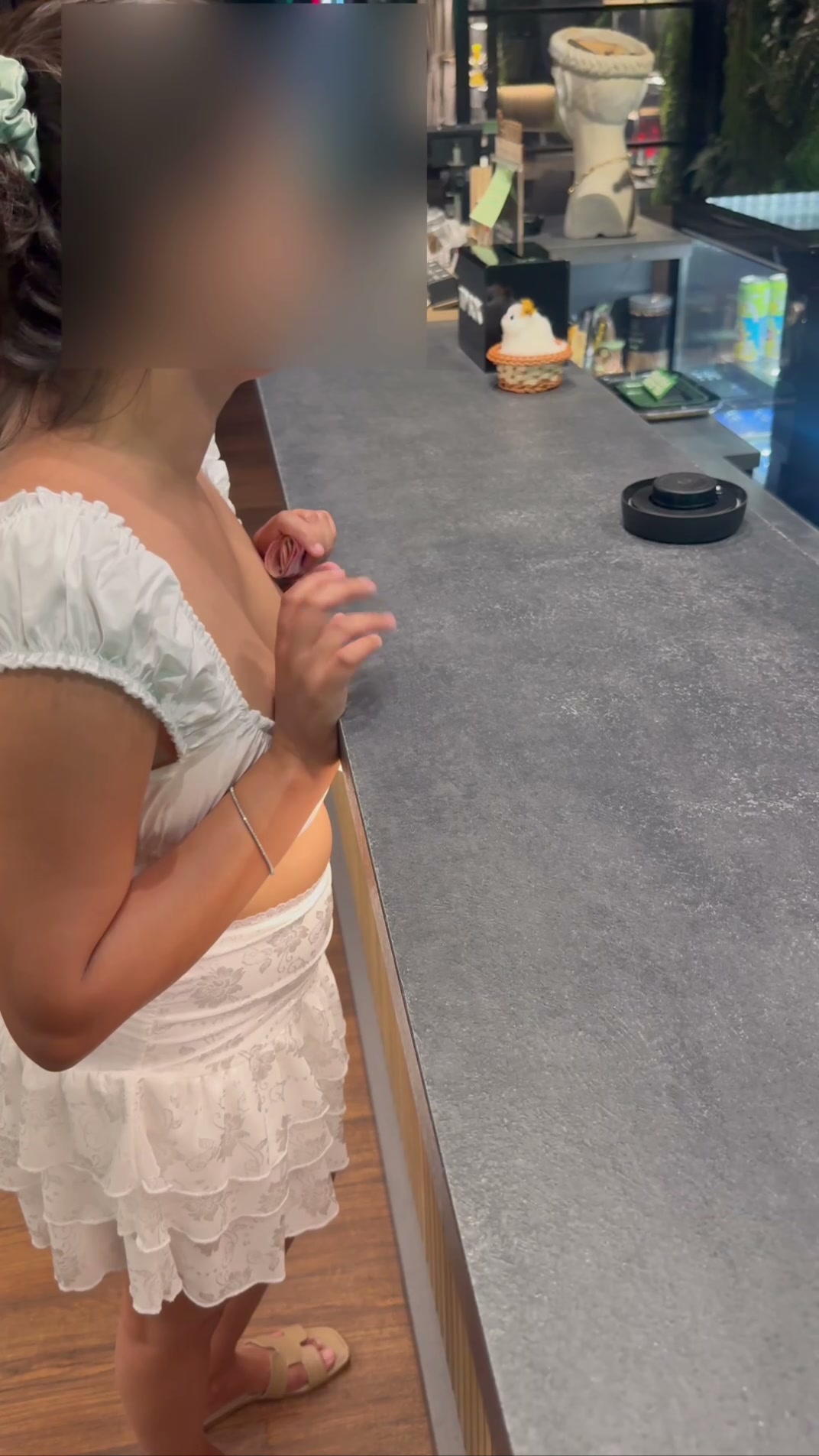 Frame 9