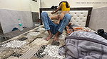 When the Stepsister Made a Wrong Gesture to the Stepbrother, the Stepbrother Also Did Not Let the Opportunity Pass