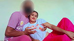 Padosi Aunty ki chutki ladki ko khelne ke bahane bulakar Muh me dick de diya ladki bhi chudail me sath de rhi