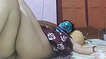 Desi bhabhi bathroom me nahate hue chuth me ungli kar di