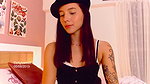 Skinny Colombian webcam model with the face of an innocent girl, she loves to misbehave live in front of thousands of pe