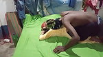 Desi Aunty k saath hot gand ki romantic video only kissing