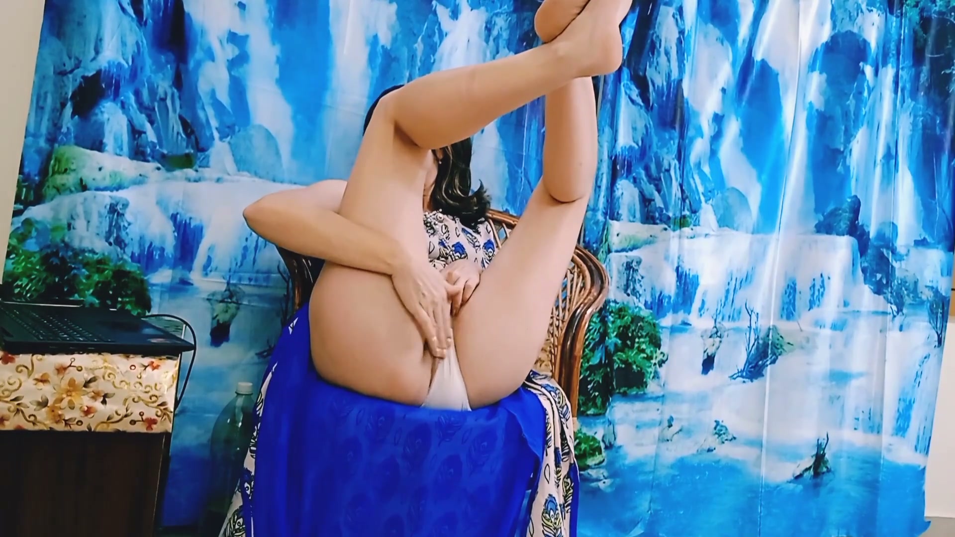Frame 9