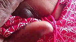 Tamil aunty molai irruthu pall eduthu pundaikul viralai vittu attum katchi