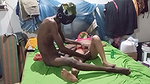 Padosi desi aunty ki chut mein ungali kiya bade maje se
