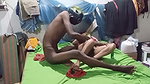 Padosi desi aunty ki chut mein ungali kiya bade maje se
